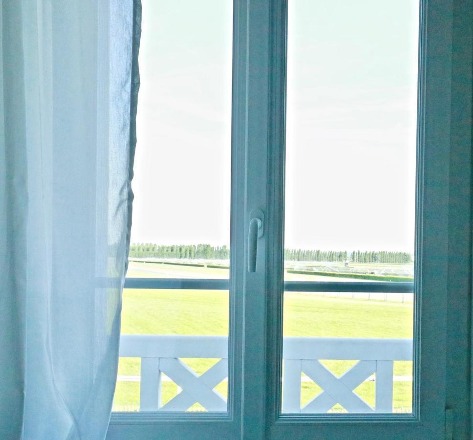 Pegase Apartment Довил Екстериор снимка